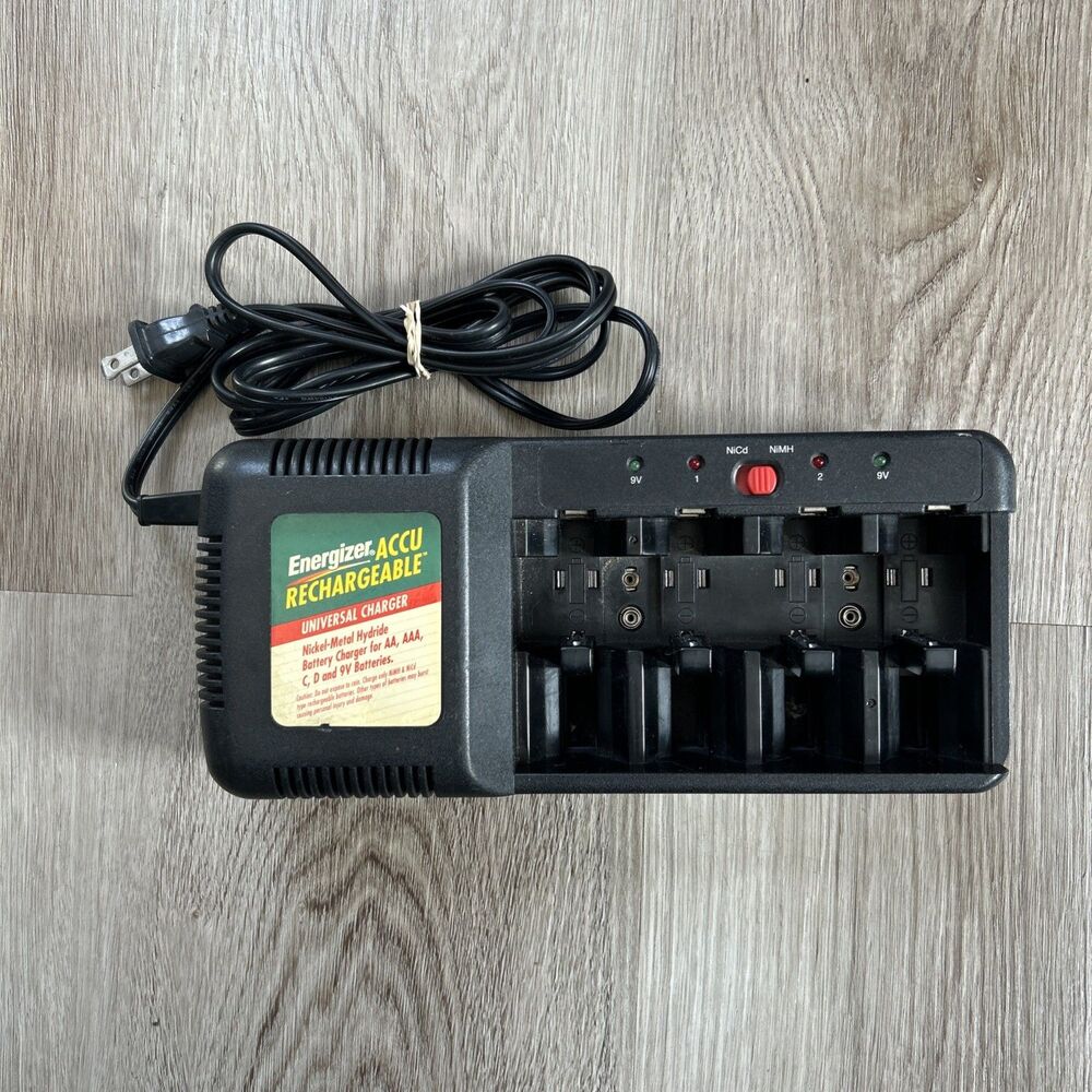 Energizer ACCU Rechargeable Universal Battery Charger Model CHM4FC Tested Works